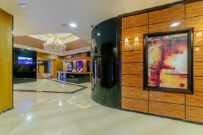 Luxury 3 bedroom private apt in beachfront Hotel